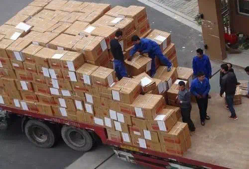 LED防爆灯发货