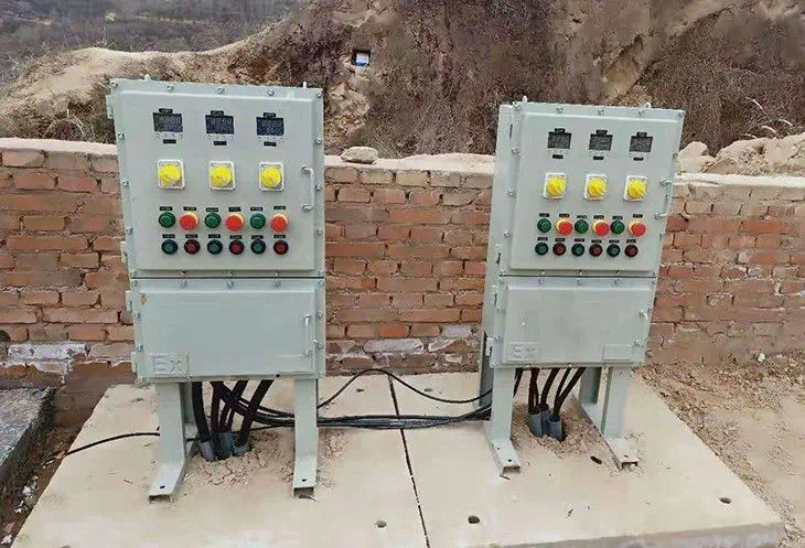 防爆控制箱
